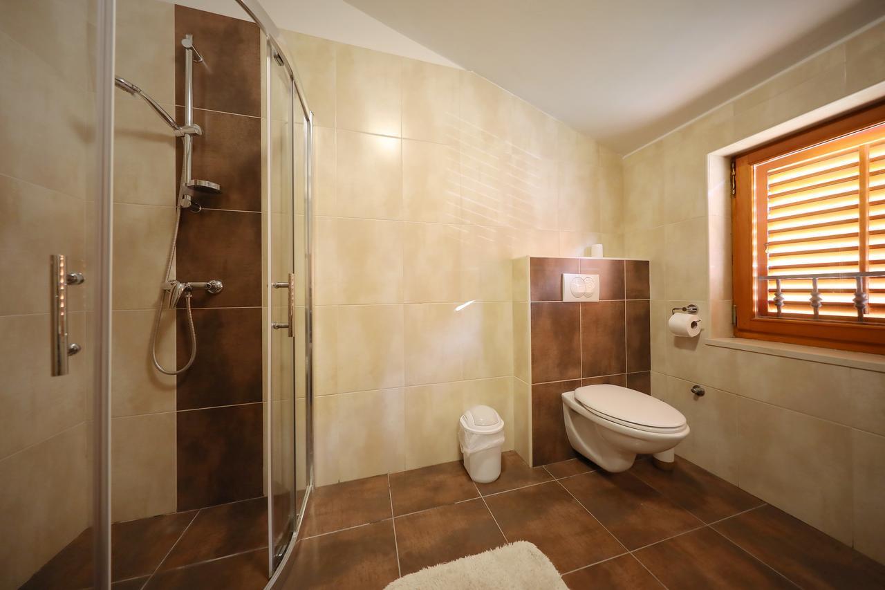 Apartment Mareta *